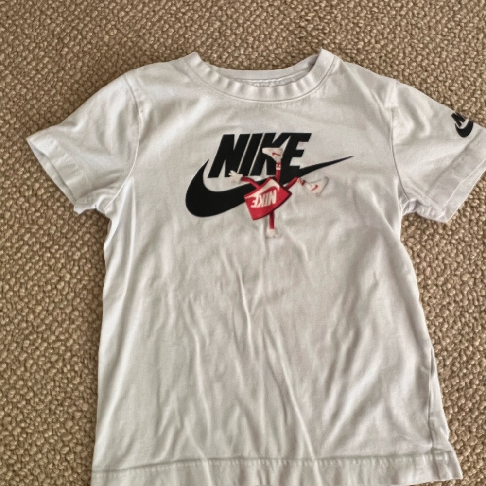 Nike White Black Swoosh Short Sleeve Tee
